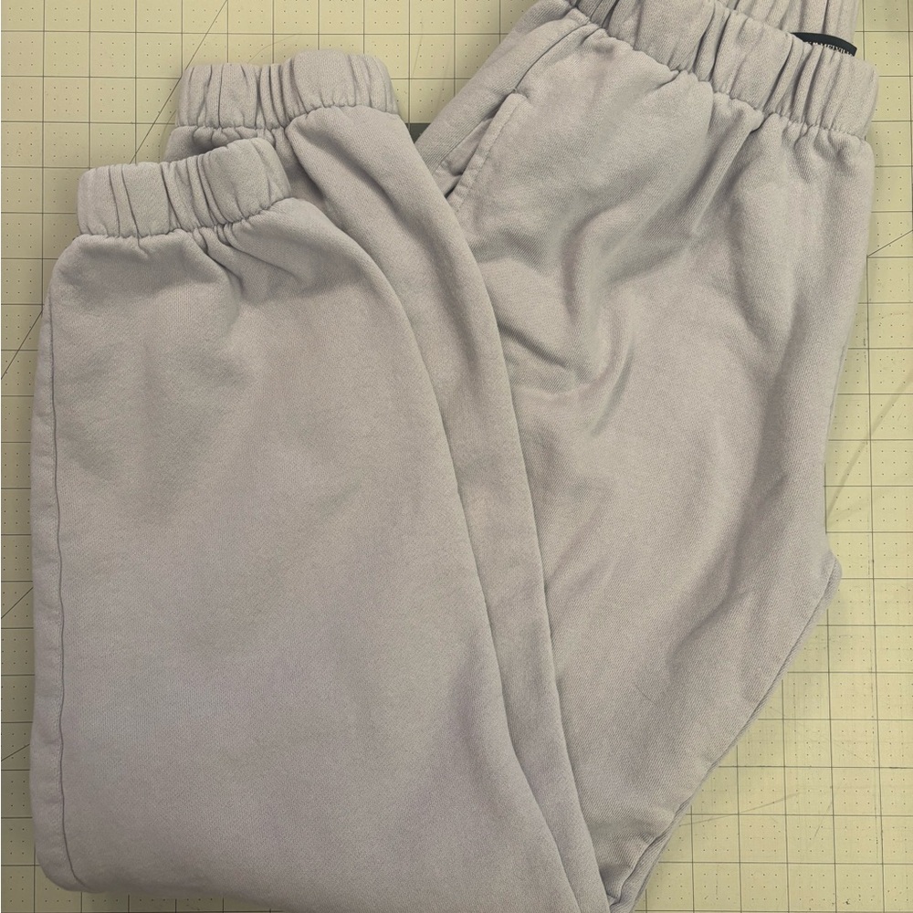 Brandy Melville Soft Lavender Sweatpants